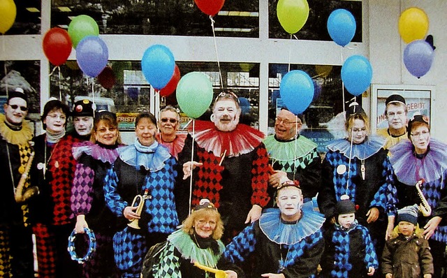 Bunt und ungezwungen agieren die Spelu...it 25 Jahren  an der Wehrer Fasnacht.   | Foto: Archivfotos: Hansjrg Bader