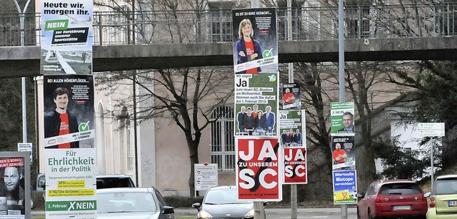 Soll ein neues Stadion fr den SC geba...ich nicht zuletzt eine Plakatschlacht.  | Foto: BAMBERGER