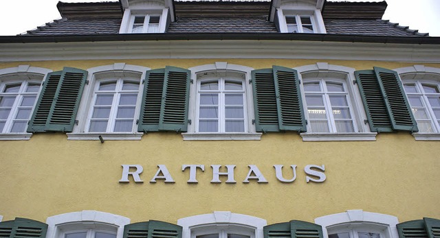 Ort der Haushaltsberatung &#8211; und ...ein Sanierungsfall: Rathaus Teningen.   | Foto: Hans-Jrgen Trul