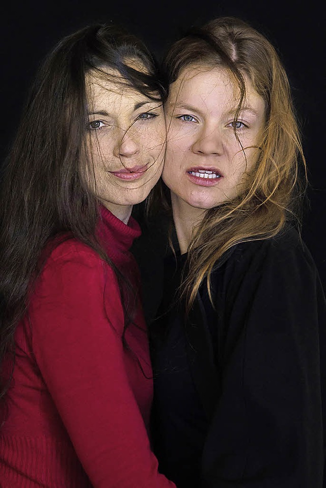 Sind sie eine oder zwei?  Camilla Kallfa (links) und  Elisabeth Kreler   | Foto: pro