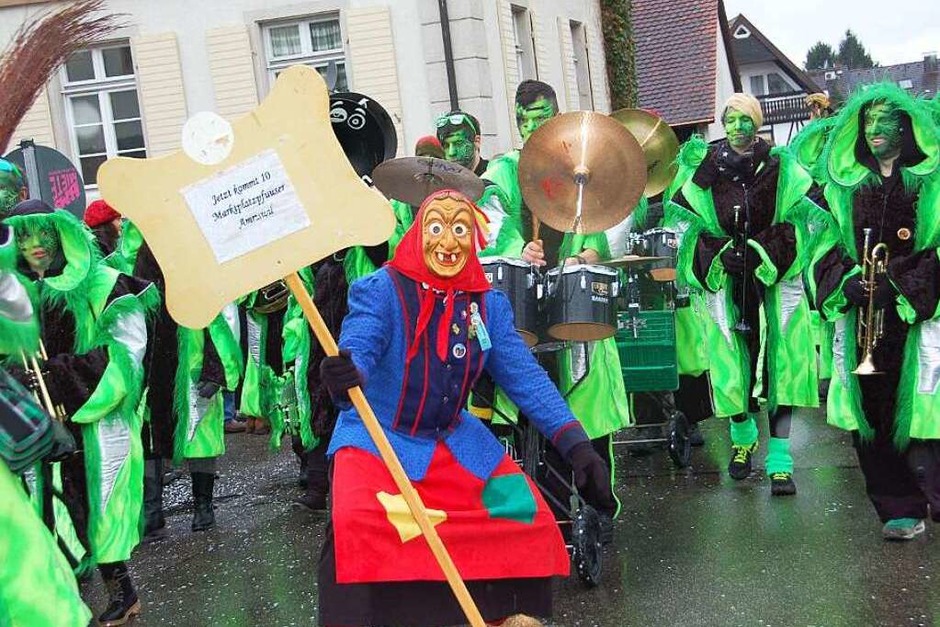 Umzug beim Hexenwochenende in Gundelfingen (Foto: Andrea Steinhart) Umzug beim Hexenwochenende in Gundelfingen (Foto: Andrea Steinhart)