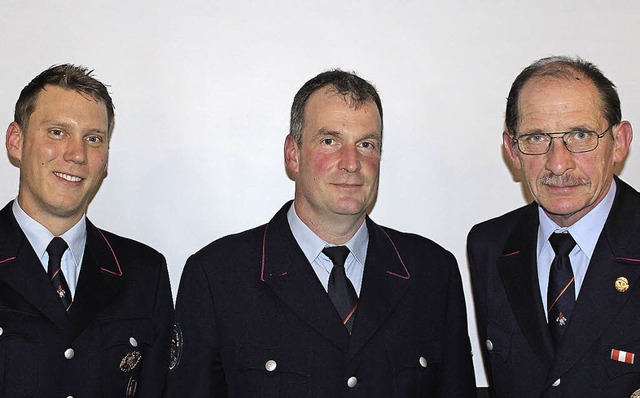 Lukas Eggs,  Jrgen Engler, Kommandant...er geehrte Werner Probst (von links).   | Foto: Gessner