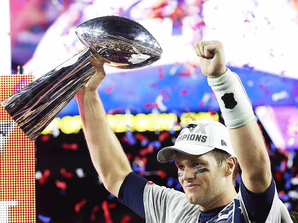 Superbowl 2015: Sportlicher Hhepunkt & Show mit Katy Perry. Die New England Patriots gewinnen gegen Titelverteidiger Seattle Seahawks.