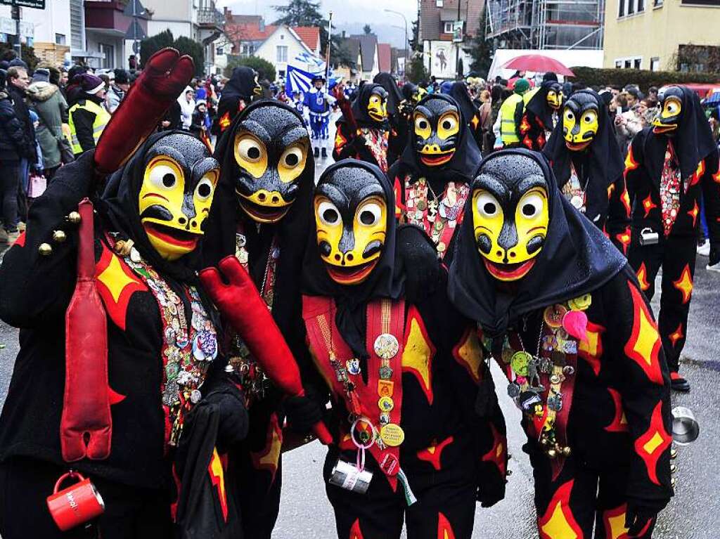 Fasnetumzug St. Georgen Narrenzunft der feurigen Salamander Ebnet e.V.