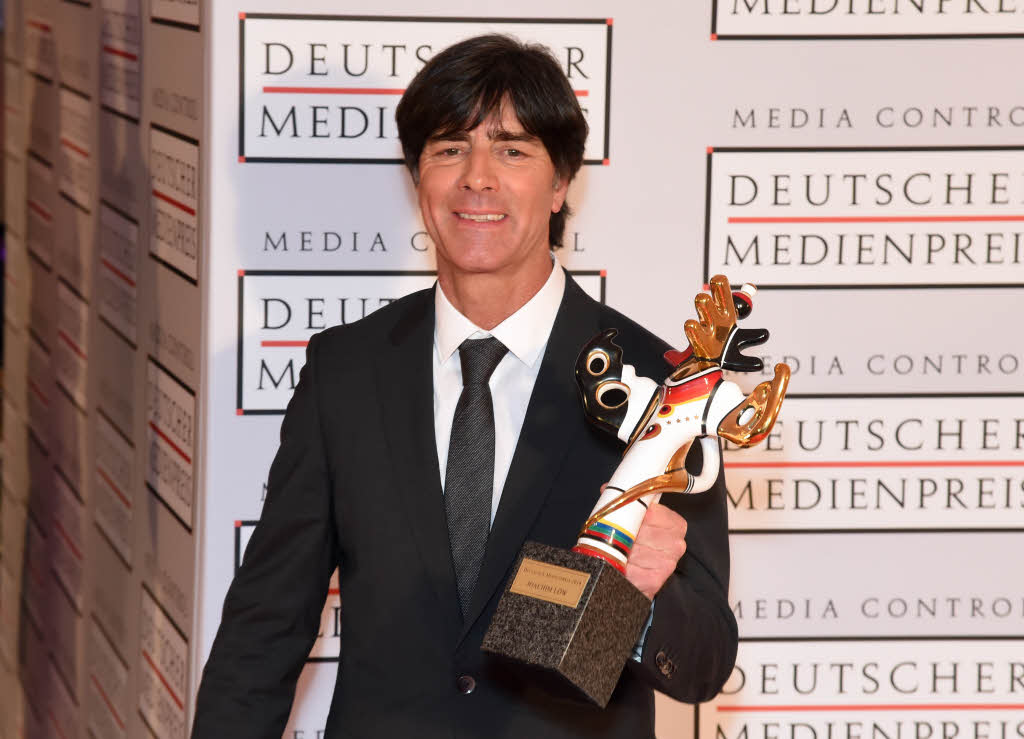 2014 wurde Lw zudem mit dem Deutschen Medienpreis ausgezeichnet.