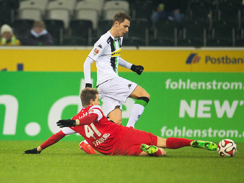 Mit 0:1 verlor der SC Freiburg in Gladbach und bleibt so weiterhin in Abstiegsgefahr.
