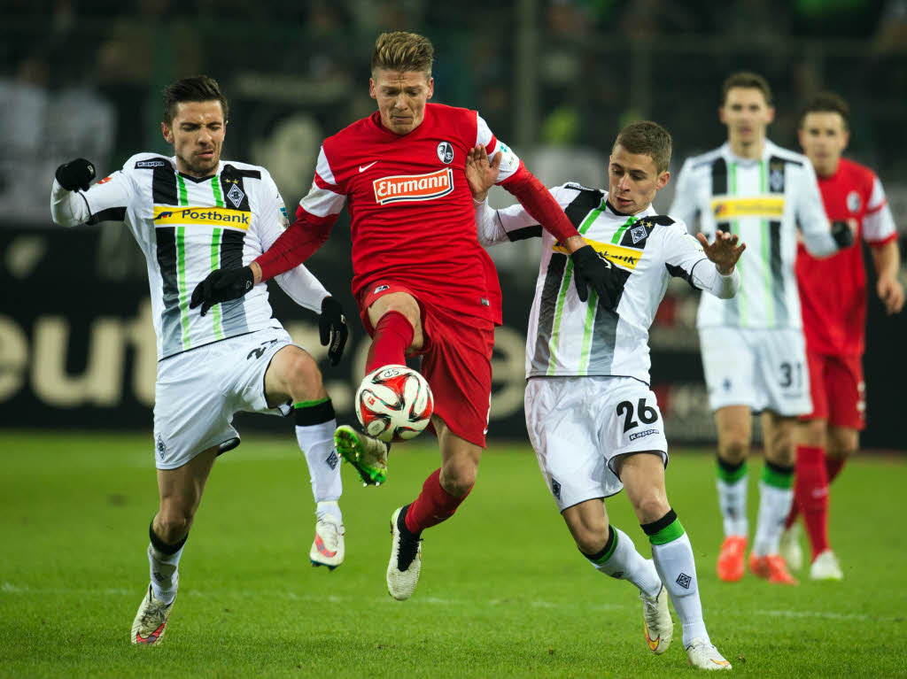 Mit 0:1 verlor der SC Freiburg in Gladbach und bleibt so weiterhin in Abstiegsgefahr.