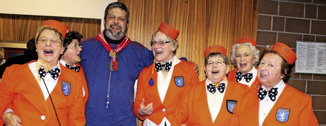 Das freut den Schultes, wenn er so adr...Stadthostessen in seinen Diensten hat!  | Foto: Martha Weishaar