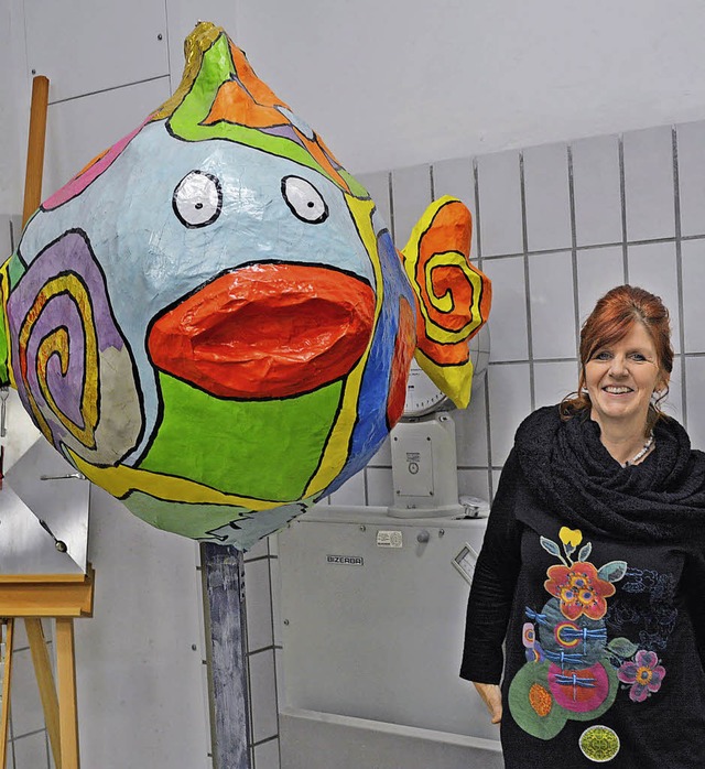 Christina Kuhn leitet die Kunstkche i... die zum groen Atelier geworden ist.   | Foto: Heinz Vollmar