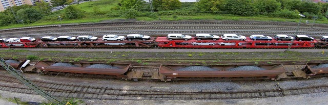 Noch mehr Gter sollen auf den Zug, sa...fr die Autobahnparallele zu stimmen.   | Foto: archivfoto: Christoph Breithaupt