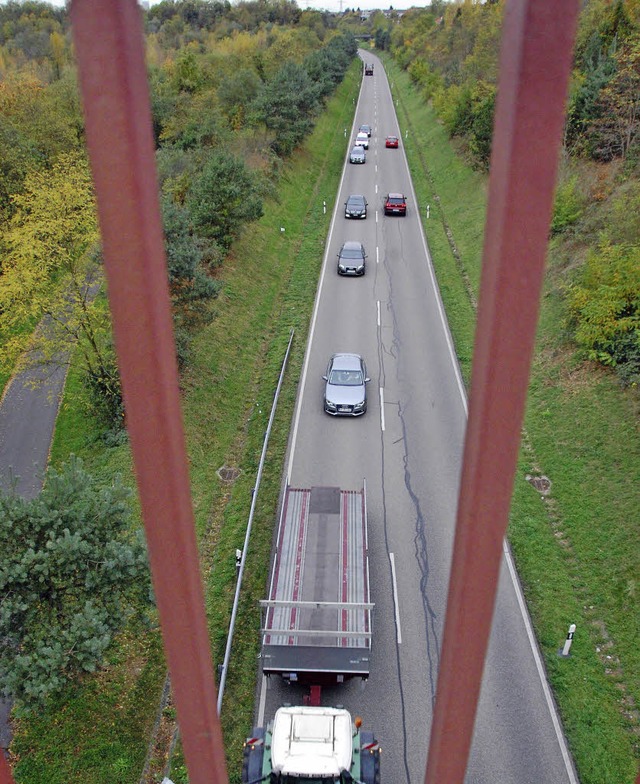 Wenn die Riehener Ortsdurchfahrt erneu...ber die Zollfreie nach Basel rollen.   | Foto: Lauber