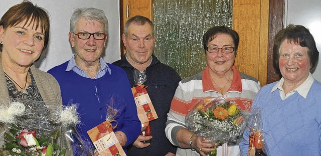 Gisi Fehrenbacher, Helga Eschbach, Man...rden bei der Hauptversammlung geehrt.   | Foto: Stefan Pichler