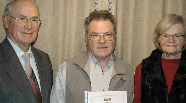 Der Vorsitzende der Ortsgruppe, Harald...ichard Keller fr 40 Jahre im  Verein.  | Foto: christiane sahli