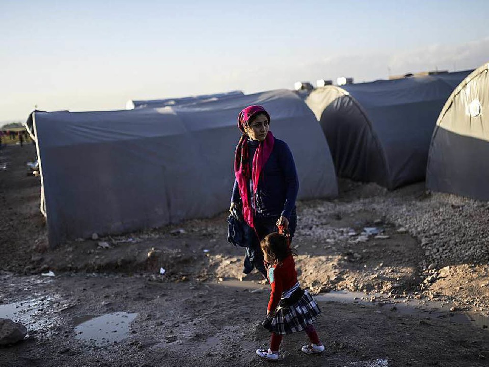 Viele Flüchtlinge, die aus Syrien und ...rapeutische Hilfe, die sie benötigen.   | Foto: AFP