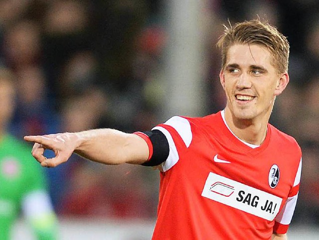Nils Petersen war der Matchwinner beim Spiel des SCF gegen Eintracht Frankfurt.   | Foto: DPA