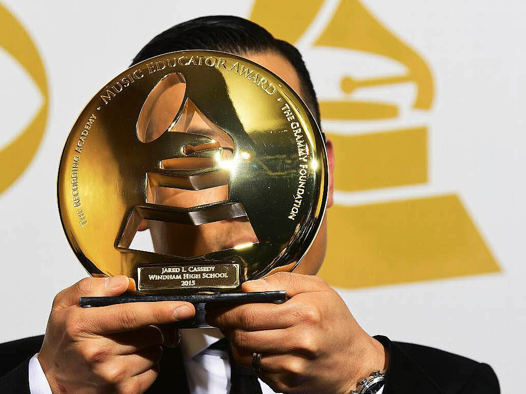 Auf der Grammy-Gala 2015 in Los Angeles glitzerten die Stars mit den goldenen Grammophonen um die Wette.