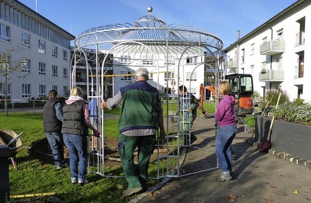 Ein brgerschaftliches Projekt unter a...lten den Rosenpavillon am Brgerheim.   | Foto: zvg
