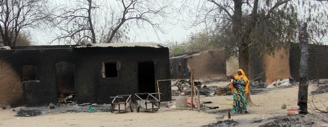 Mit Mord und Brand wtet Boko Haram in...rn und Stdten im Nordosten Nigerias.   | Foto: AFP/Johannes Dieterich (2)