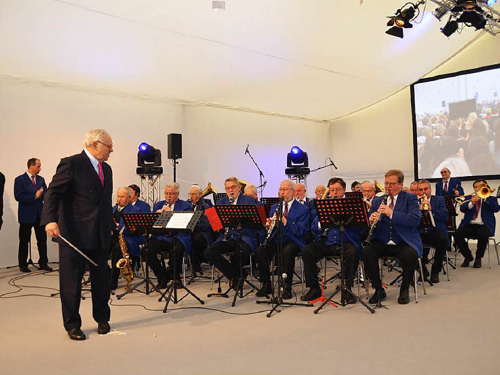 Hubert Burda feiert mit Offenburger VIPs und den Mitarbeitern am Standort Offenburg seinen 75. Geburtstag.