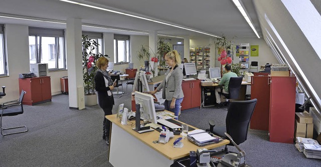 Bis Ende Juni ist das Brgerbro mit a...leistungen im Marktcenter erreichbar.   | Foto: SellEr