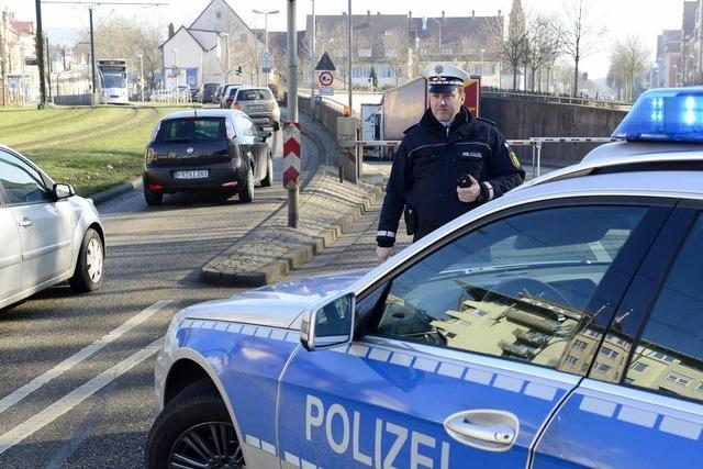 Schtzenallee-Tunnel nach Lastwagen-Unfall wieder freigegeben