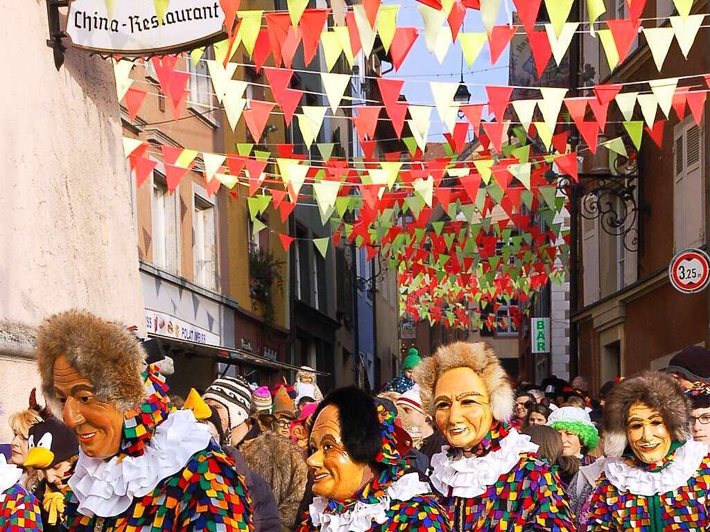 Die Narren waren am dritten Faien in Laufenburg obenauf.