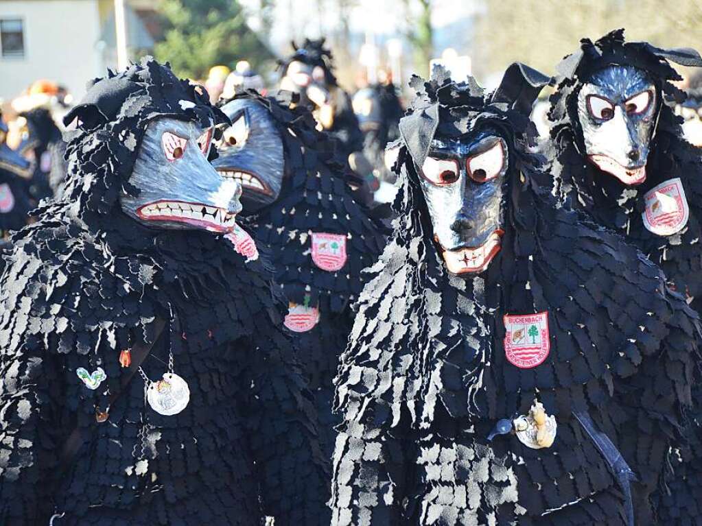 Kunterbunt ging es zu beim Fasnetumzug in Buchenbach.