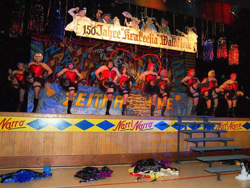 Feuerwehrballett „Moulin Rouge“