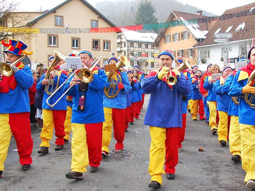 Lembacher Holderhaf und und Wangemer Narren sorgten fr Stimmung!