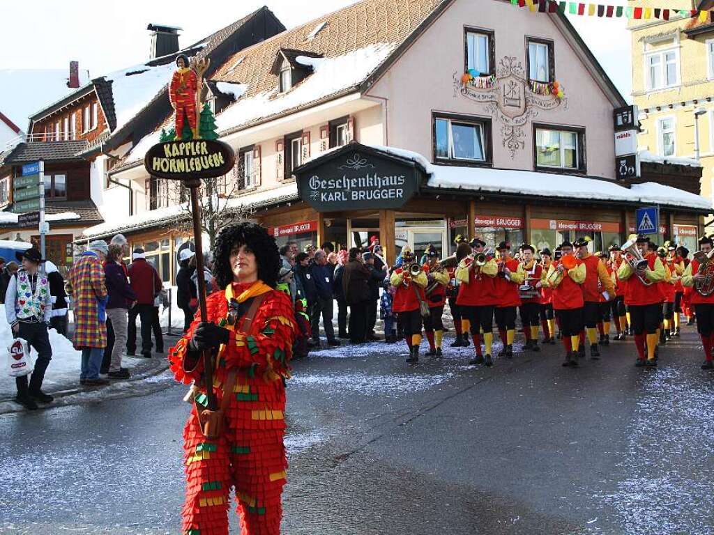 Die Kappler Musik mit ihren Hrnlebuebe. 