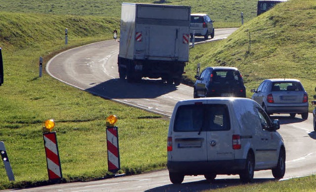 Die Spirzen sollen zumindest im untere...gen (rechts) soll verbreitert werden.   | Foto: T. Bury/F. Kiefer