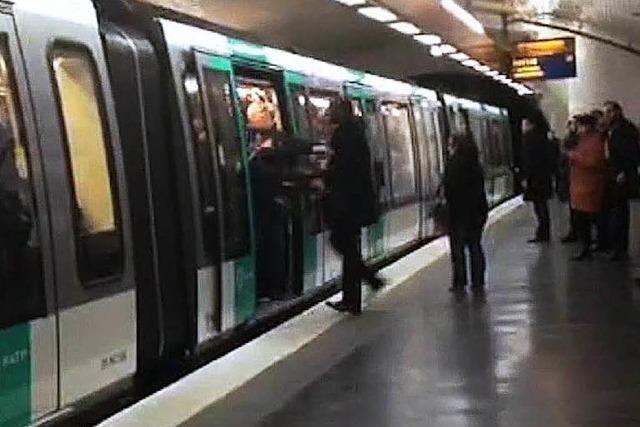 Rassistischer Übergriff von Chelsea-Fans in Pariser U-Bahn