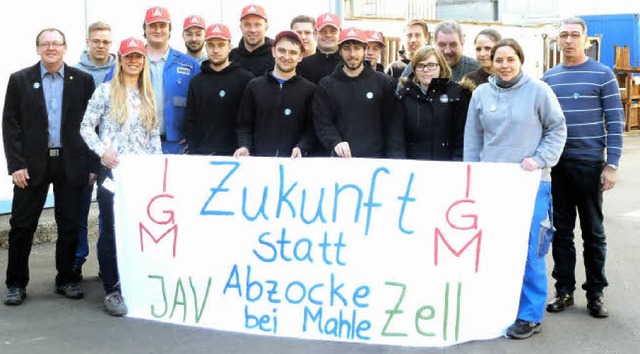 Mahle Zell: Die Azubis beteiligten sic...am Betriebsratsbro ausgehngt wurde.   | Foto: ZVG