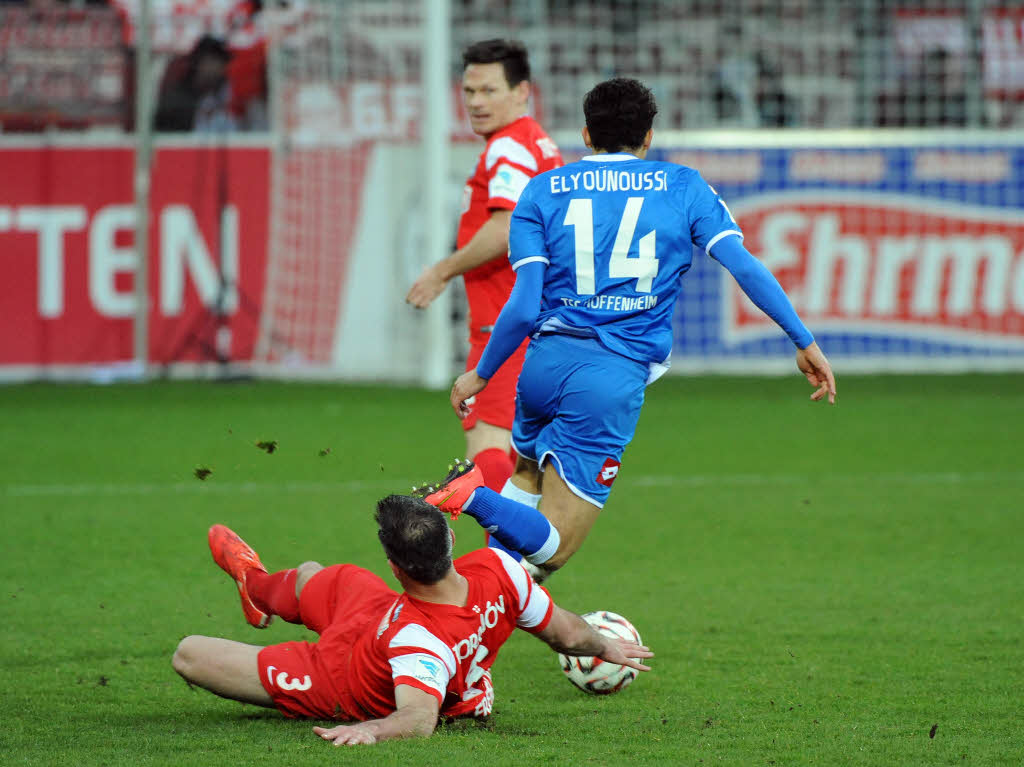 1:1 endet das Spiel gegen Hoffenheim, ein wichtiger Punkt im Abstiegskampf.