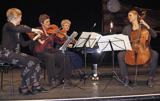 berzeugten das Publikum im Kultur- un...Klavier), Kristin von der Golz (Cello)  | Foto: Hildegard Karig