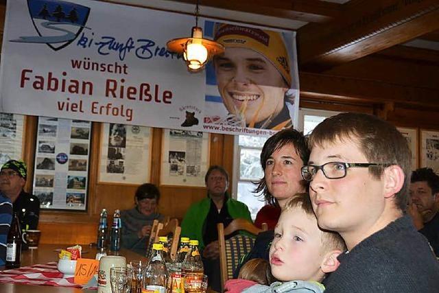 Wie Breitnau den Weltmeister Fabian Rießle feiert