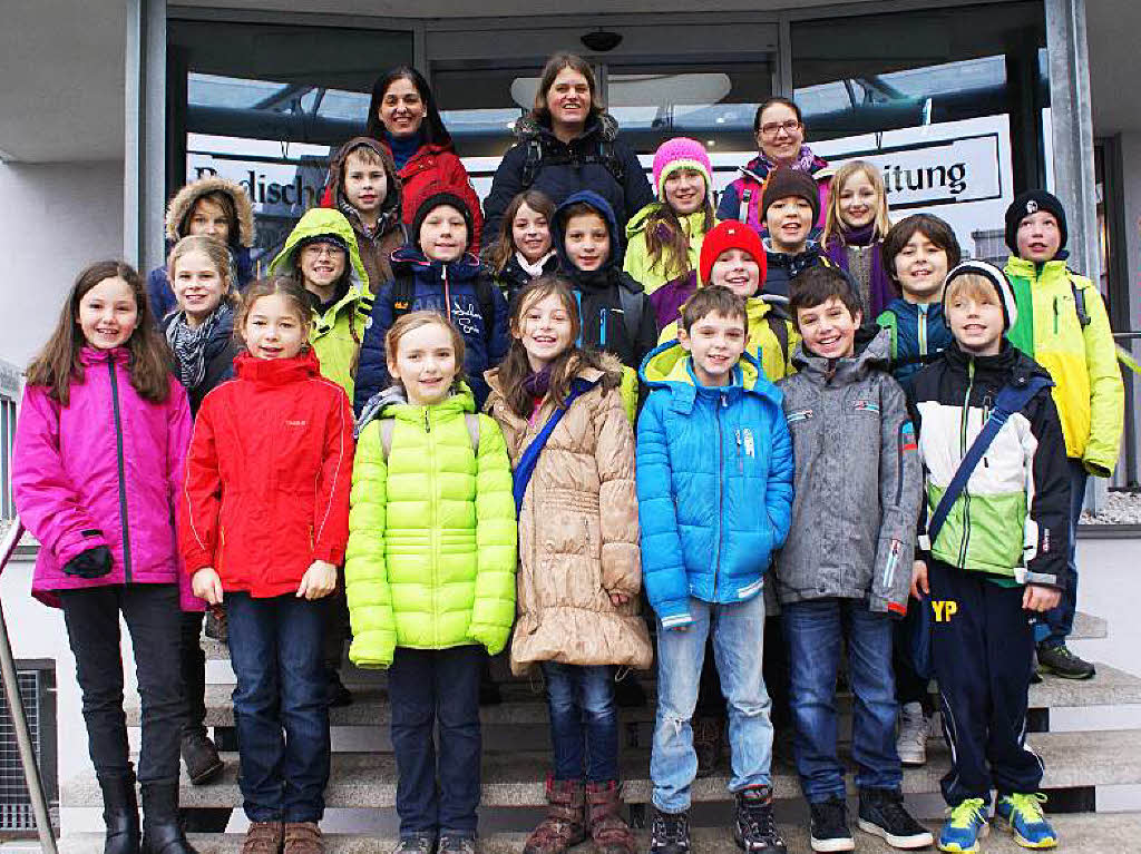 Die Klasse 4a der Emil-Thoma-Grundschule Freiburg mit ihrer Lehrerin Frau Pia Mauderer