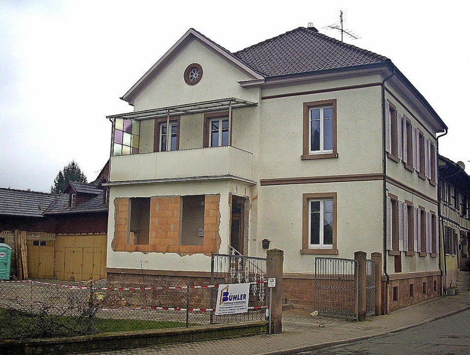Die alte Fabrikantenvilla in Mahlberg wird derzeit umgebaut.    | Foto: Irene Bär