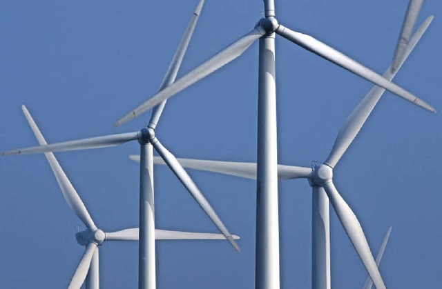 Die Debatte um Windkraft am Blauen dreht sich weiter.  | Foto: dpa