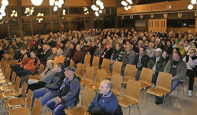 Nicht ganz voll war die Hotzenwaldhall...r den Brgermeisterposten von Grwihl.  | Foto: michael krug