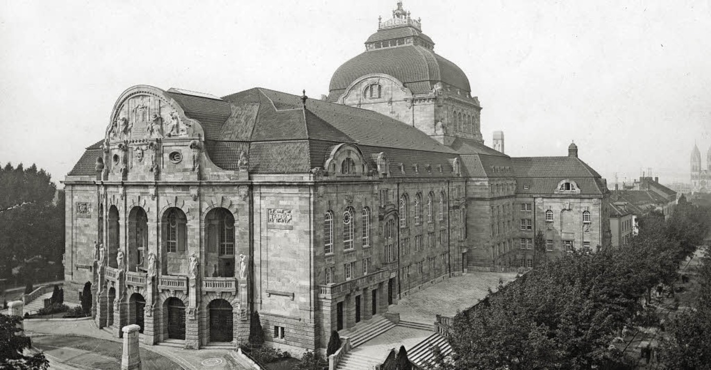 Das Stadttheater wurde unter Winterers...h ihm benannt. Das Foto entstand 1910.  | Foto: Georg Röbcke (1910) Augustinermuseum
