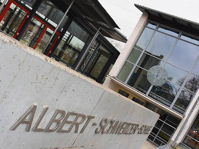 Albert-Schweitzer-Schule in Lrrach: D...or allem bei den Eltern Emprung aus.   | Foto: Nikolaus Trenz