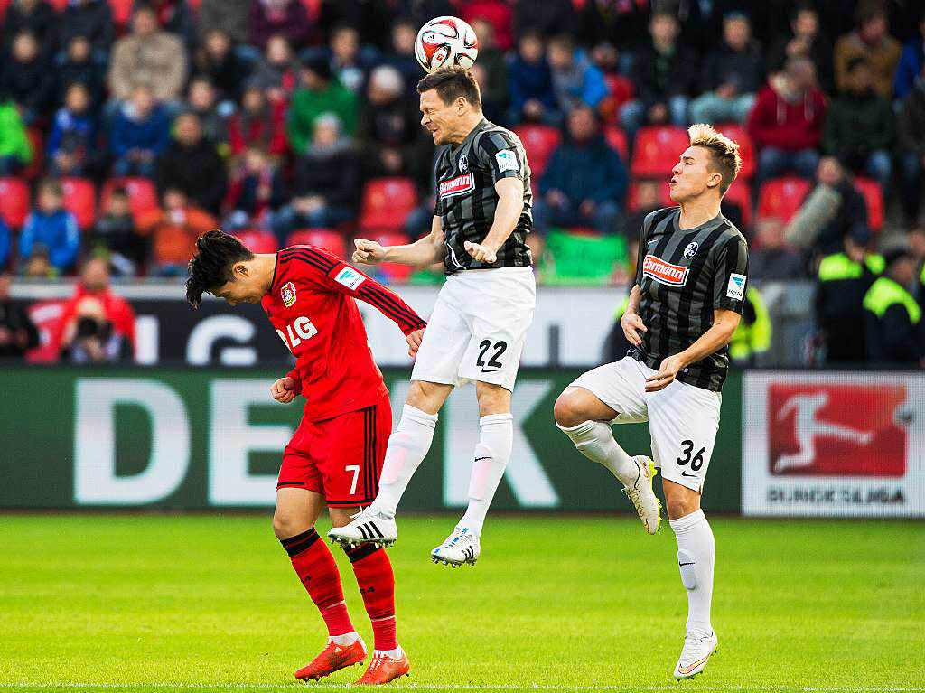 Aussichtslos unterlegen war der SC Freiburg in Leverkusen, 0:1 hie es am Ende durch das Tor von Simon Rolfes.