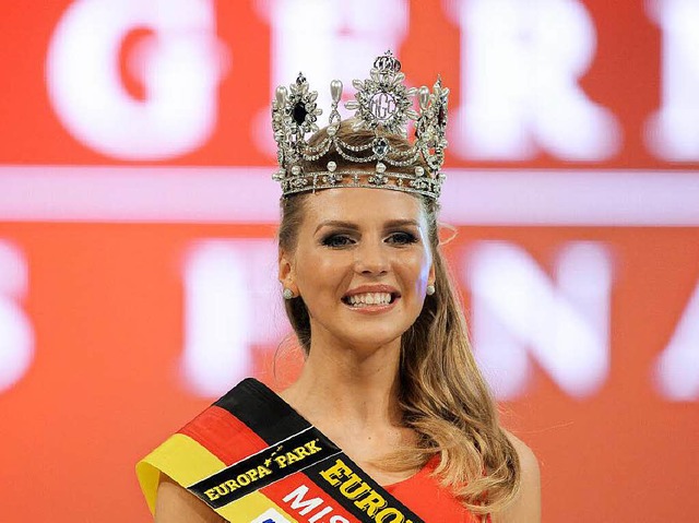 Die frisch gekrte Miss Germany 2015: Olga Hoffmann (23) aus Mnster.  | Foto: dpa