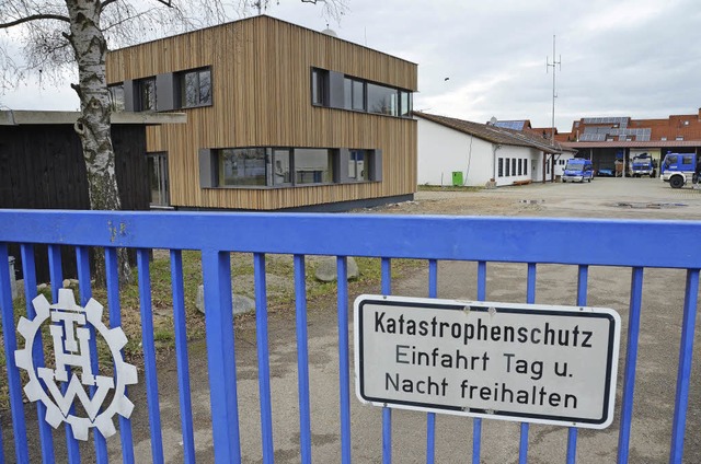 Zum  Blickfang aus Holz wurde das neue THW-Gebude in Kenzingen.  | Foto: Martin Wendel