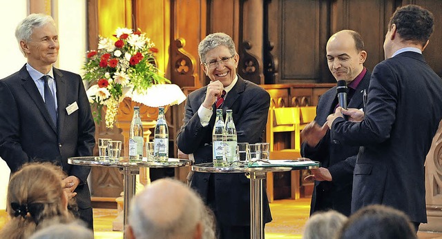 Landesbischof Jochen Cornelius-Bundsch...n Landeskirche Baden, moderiert wurde.  | Foto: AXEL FLEIG