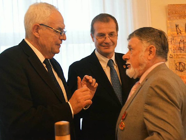 Justizminister Rainer Stickelberger (l...berhardt (mitte), Horst Khny (rechts)  | Foto: Ingrid Bhm-Jacob