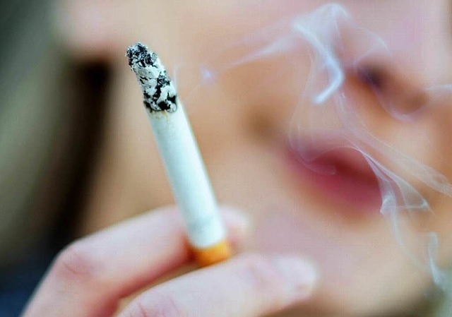 Rauchen tut nicht gut. Jugendlichen erst recht nicht.   | Foto:  dpa