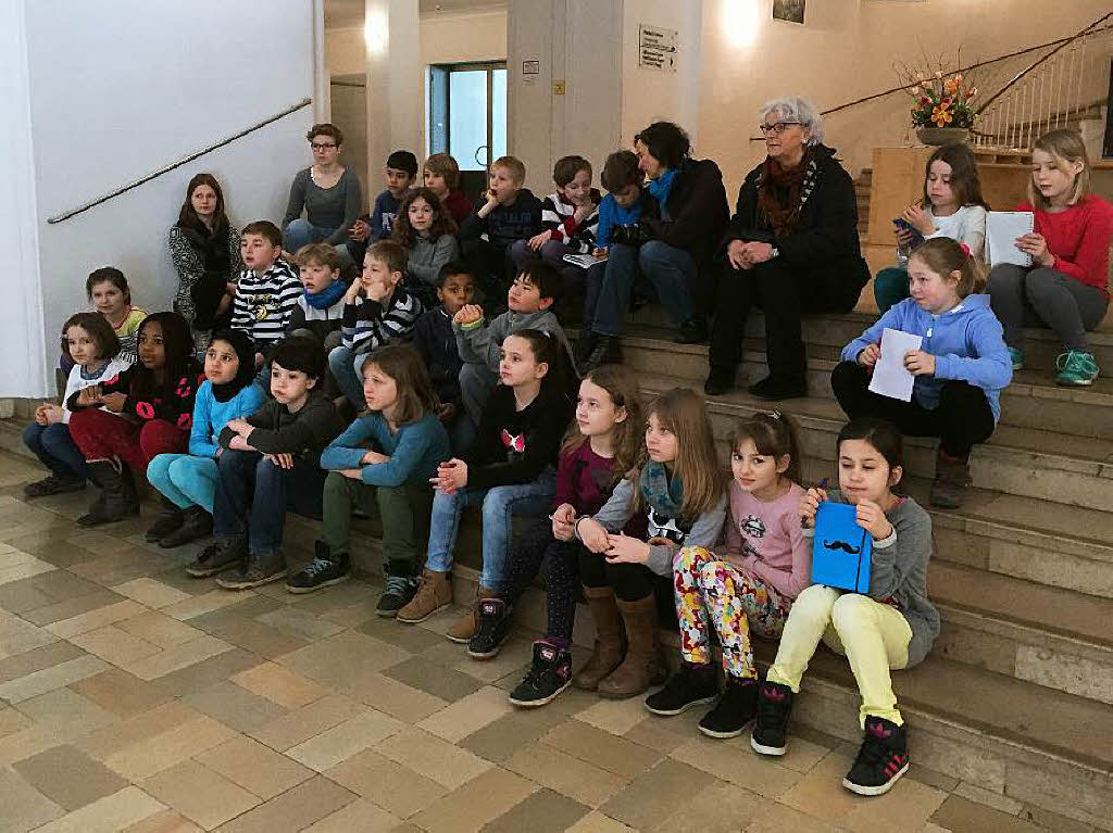 Die Zisch-Reporter der Klasse 4c der Clara-Grunwald-Schule  sind zu Besuch im Theater. 