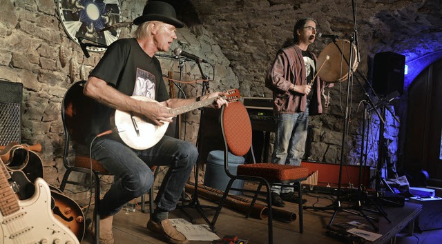 Michael Rudigier und Bernd Wallaschek ...londie bei ihrem Konzert im Zehnthaus   | Foto: Martin Eckert